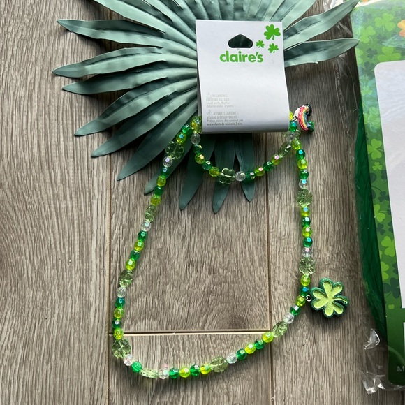 NWT ST PATRICKS DAY LEPRECHAUN ☘️ GREEN Wig & Accessories 🍀 - Picture 4 of 6